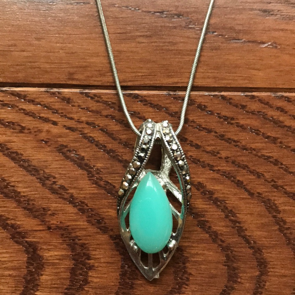 Necklace - Picture 5 of 8